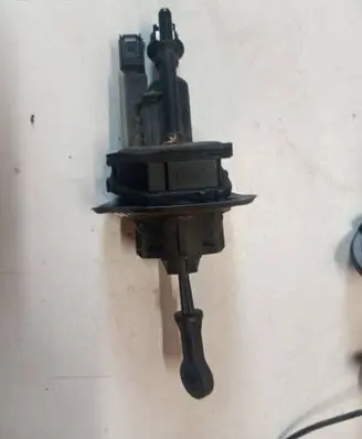 Clutch slave cylinder