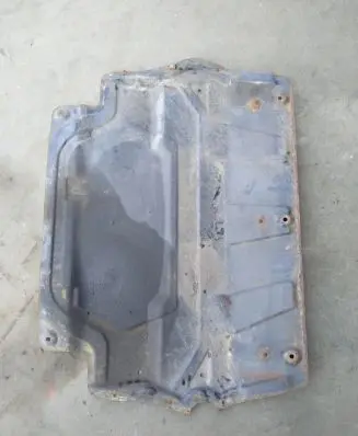 Volkswagen Tiguan Engine splash shield/under tray