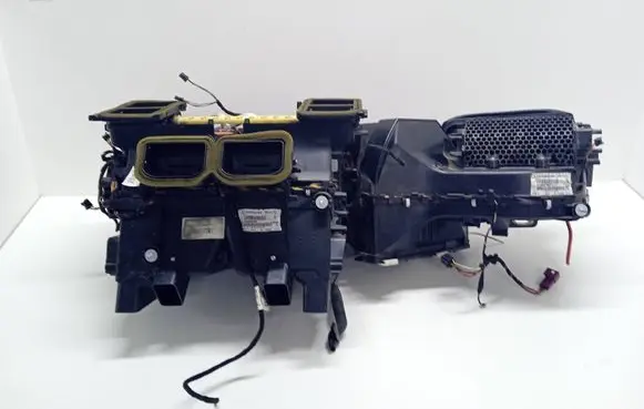 Mercedes-Benz C W204 Interior heater climate box assembly A2048302660 0000777490 0226997