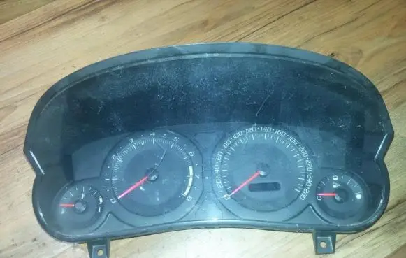 Cadillac SRX Speedometer (instrument cluster) 3024008779