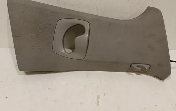 BMW 5 F10 F11 (B) pillar trim (top)