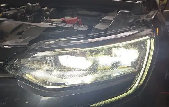 Renault Megane IV Headlight/headlamp 260601197R IMPRK1438613
