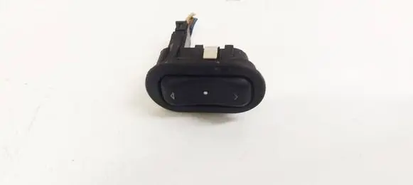 Opel Astra G Electric window control switch 13363100 90561388