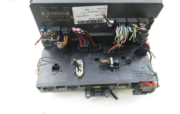 Mercedes-Benz Vito Viano W639 SAM control unit 6395450301