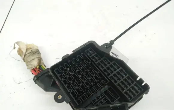 Audi A4 S4 B5 8D Fuse box set 8D1941824