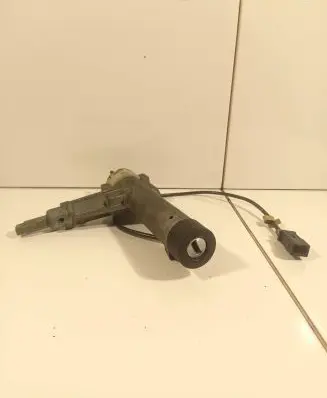 Audi A6 S6 C4 4A Ignition lock 4a2905851