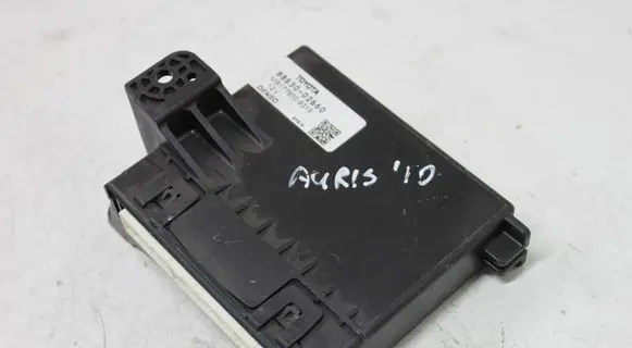 Toyota Auris 150 Air conditioner control unit module 886500D320