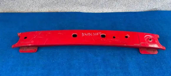 Ford Focus Front bumper cross member 1071310