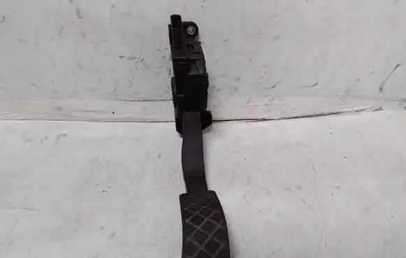 Audi A5 8T 8F Accelerator throttle pedal 8K1721523 6PV00950500