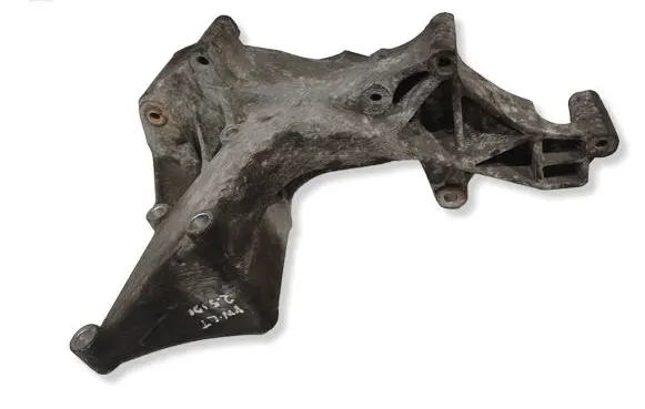 Volkswagen II LT Generator/alternator bracket 074145169D