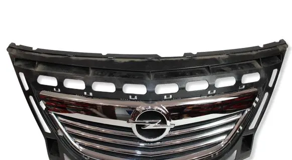 Opel Meriva B Front grill 13267758 1331621 13267715