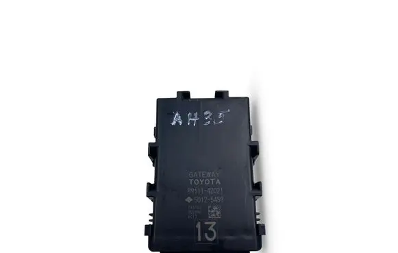 Toyota RAV 4 (XA40) Other control units/modules 8911142021