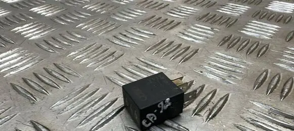 Skoda Octavia Mk3 (5E) Other relay 4H0951253C