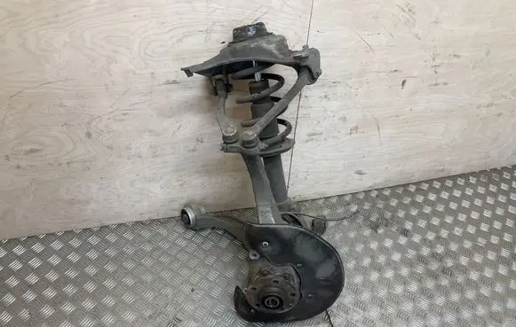 Audi Q5 SQ5 Front wheel hub spindle knuckle 8R0031AP