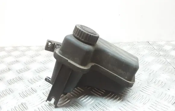 Peugeot 607 Power steering fluid tank/reservoir
