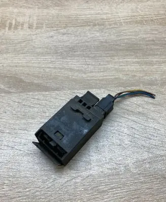 BMW 5 E39 AUC sensor 8391470 110187