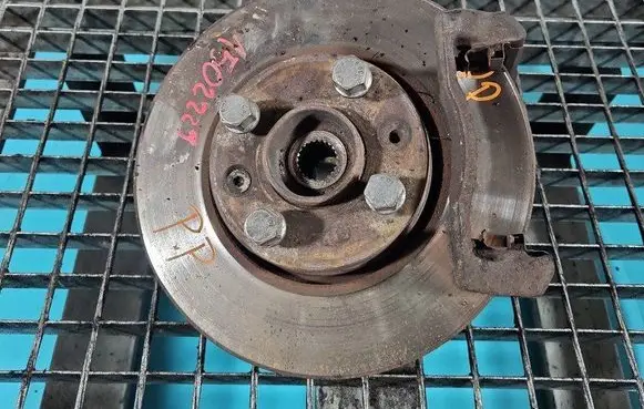 Nissan Note (E11) Front wheel hub spindle knuckle IMPRK1502229