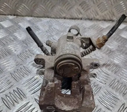 Volkswagen Golf IV Rear brake caliper