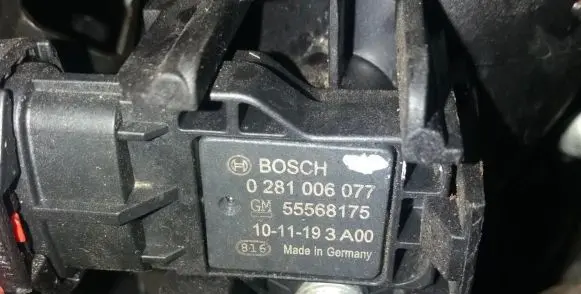 Opel Insignia A Air pressure sensor 0281006077 55568175