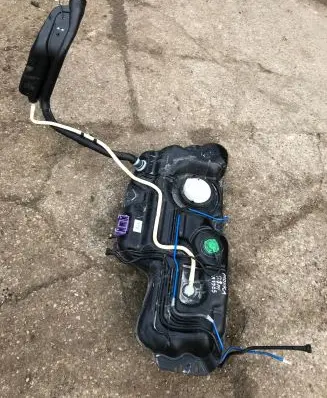 Opel Mokka B Fuel tank 9842578680