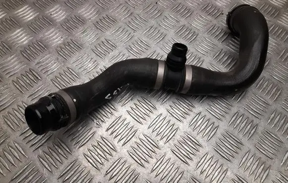 Mercedes-Benz GLE W167 Engine coolant pipe/hose A1675004401