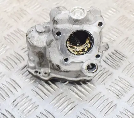 Mercedes-Benz E W212 EGR valve A2C87494500 A6511400660