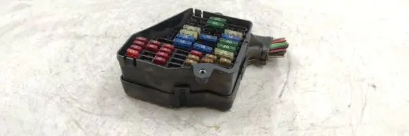 Audi A4 S4 B5 8D Fuse module 