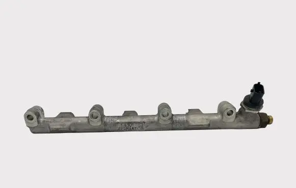 Fuel main line pipe