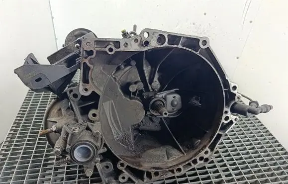 Peugeot Partner Manual 5 speed gearbox 20DP47