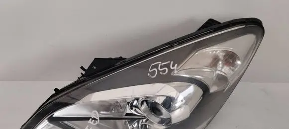KIA Ceed Headlight/headlamp 921011H