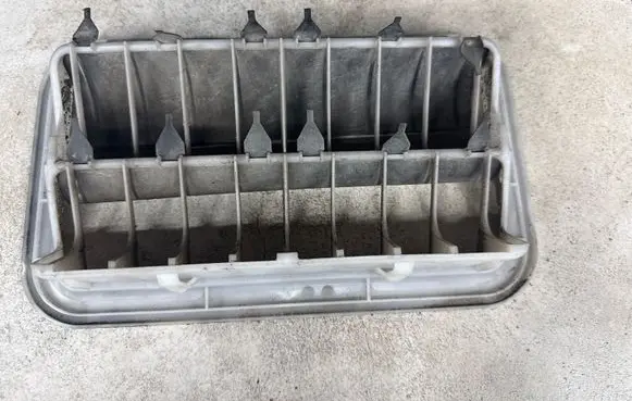 Toyota Avensis T250 Quarter panel pressure vent 6294005050