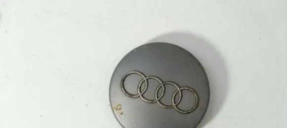 Audi A6 S6 C5 4B Original wheel cap 8D0601170