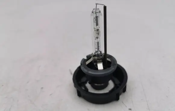 BMW X5 E53 Xenon bulb 2493020577
