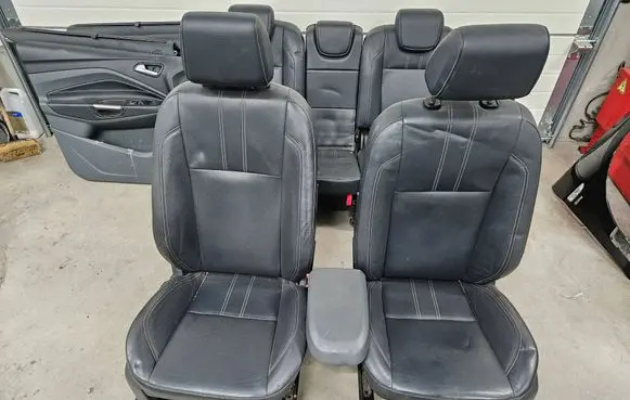 Seat set