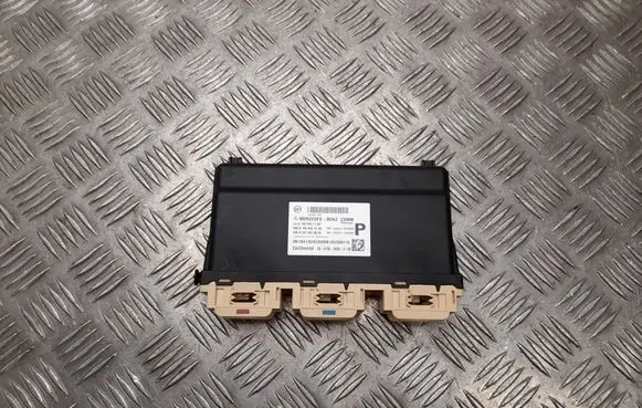 Mercedes-Benz GL X166 Seat control module A1669001108