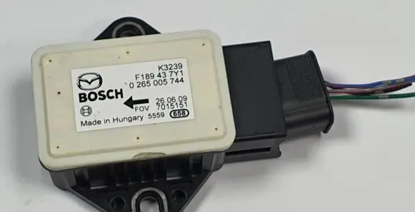 Mazda CX-7 ESP acceleration yaw rate sensor 0265005744