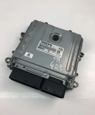 Volvo XC70 Engine control unit/module ECU 31272462AA 0281012765