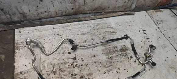 BMW X1 E84 Air conditioning (A/C) pipe/hose 9151733