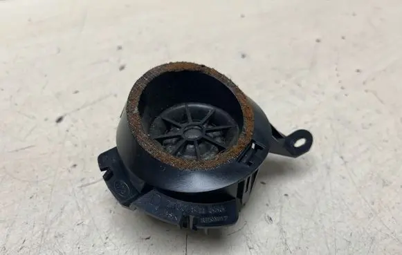 Renault Megane I Front door speaker 7700425807