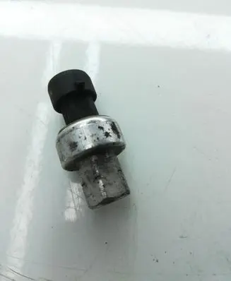 Air conditioning (A/C) pressure sensor