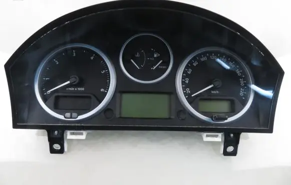 Land Rover Range Rover Sport L320 Speedometer (instrument cluster) YAC502210