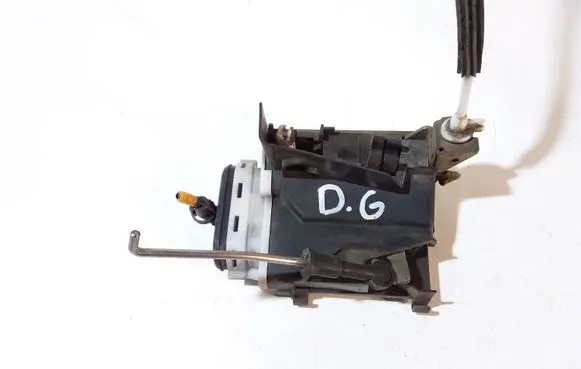 Audi A4 S4 B5 8D Rear door lock A40839016