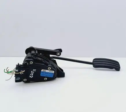 Renault Clio II Accelerator throttle pedal 8200081329