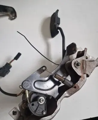 Hyundai Santa Fe Accelerator throttle pedal 0281002470