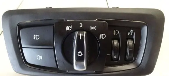 BMW 2 F45 Light switch 9311729-04