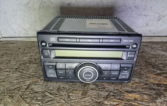 Nissan NP300 Radio/CD/DVD/GPS head unit 28185VM00B