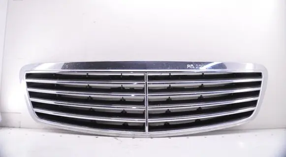Mercedes-Benz S W220 Front bumper upper radiator grill A2208800383