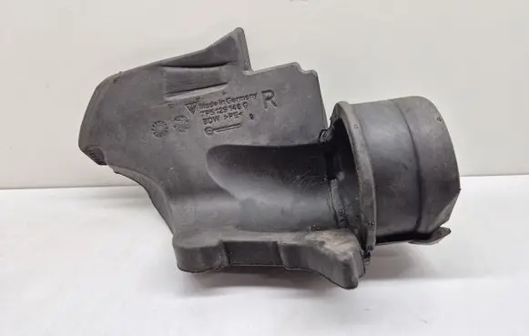 Porsche Cayenne (92A) Air intake duct part 7P5129146G