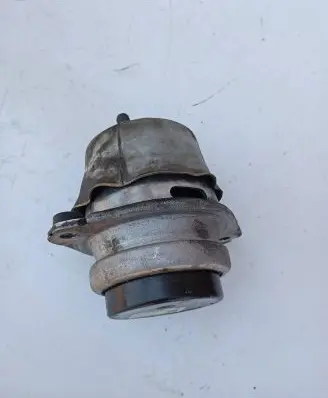 Porsche Cayenne (92A) Engine mount bracket 94837504903 180620101010