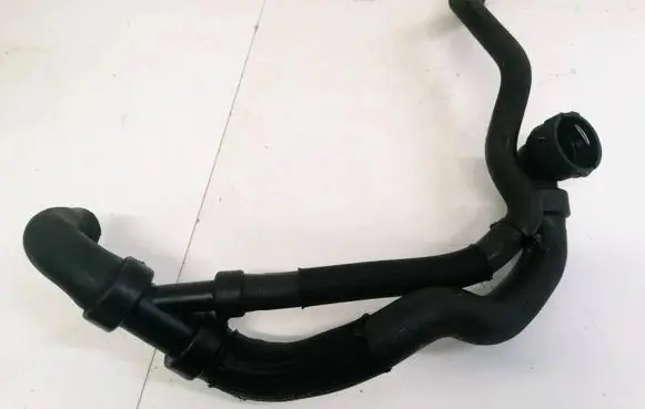 Ford Mondeo MK IV Engine coolant pipe/hose S8000102